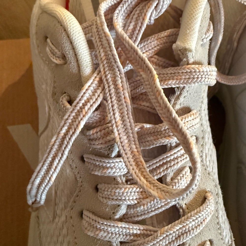 Veja Brand Story Box - Sustainable Mission Statement - Picture 10 of 15